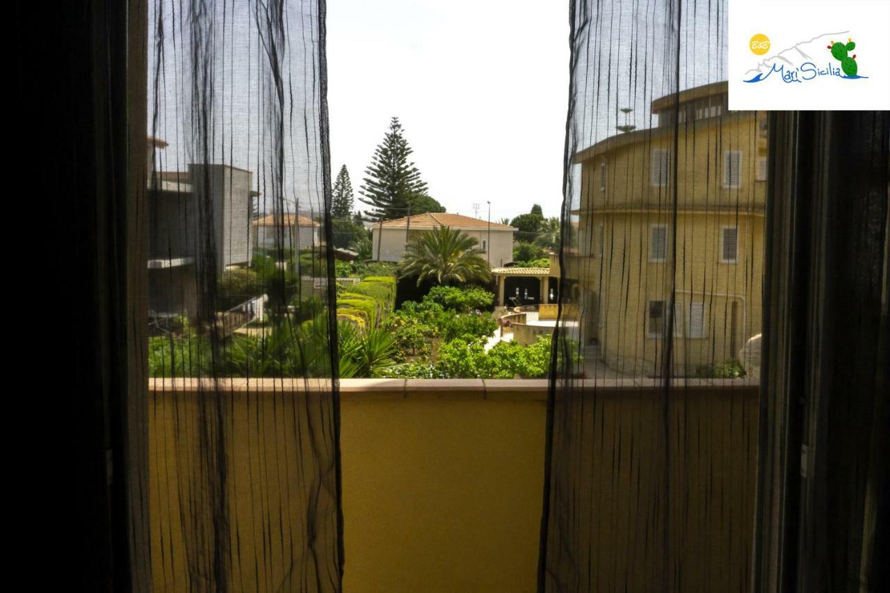 Marisicilia Acomodação com café da manhã Porto Empedocle Exterior foto